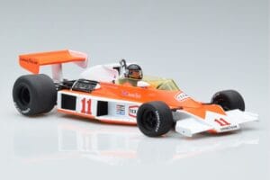 McLaren M23 #11 J. Hunt F1 World Champion 1976 MCG 1:18 MCG18612F Diecast — photo 4 of 6
