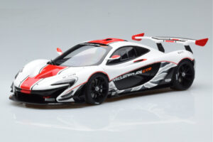 McLaren P1 GTR Gloss White With Red Stripes AUTOart 1:18