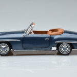 Mercedes 190 SL W121 Roadster Blue Norev 1:18 - image 5 of 8
