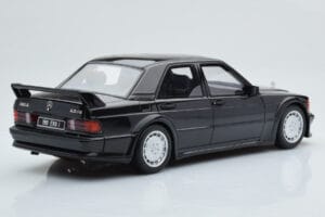 Mercedes 190E W201 2.5-16 Evo I Black Otto 1:18 OT151 Resin — photo 2 of 6