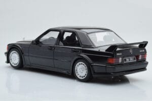 Mercedes 190E W201 2.5-16 Evo I Black Otto 1:18 OT151 Resin — photo 5 of 6