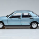 Mercedes 190E W201 Light Blue Norev 1:18 - image 4 of 7