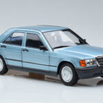Mercedes 190E W201 Light Blue Norev 1:18 - image 5 of 7
