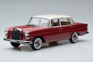 Mercedes 200 W110 Red Norev 1:18