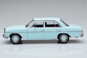 Mercedes 200 W115 Norev 1:18 183777 Diecast — photo 4 of 7