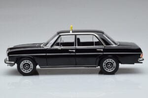 Mercedes 200 W115 Taxi Norev 1:18 183776 Diecast — photo 4 of 7