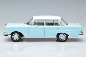 Mercedes 220 S W111 Blue Norev 1:18 183920 Diecast — photo 4 of 7