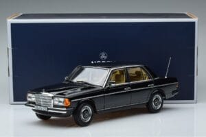 Mercedes 230E W123 Limited Edition Norev 1:18 183711 Diecast — photo 8 of 8