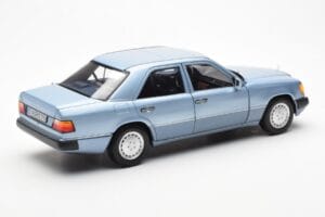 Mercedes 230E W124 Light Blue Metallic Norev 1:18 183945 Diecast — photo 3 of 8