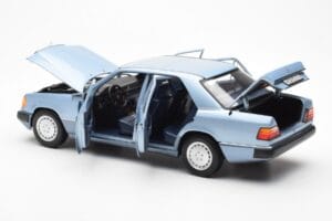 Mercedes 230E W124 Light Blue Metallic Norev 1:18 183945 Diecast — photo 5 of 8