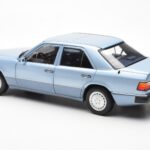 Mercedes 230E W124 Light Blue Metallic Norev 1:18 - image 7 of 8