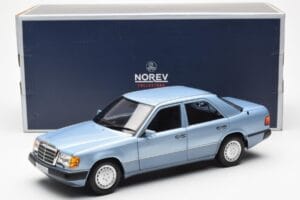 Mercedes 230E W124 Light Blue Metallic Norev 1:18 183945 Diecast — photo 8 of 8