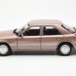 Mercedes 230E W124 Rosewood Metallic Dealer Edition Norev 1:18 B66040697 - image 4 of 8