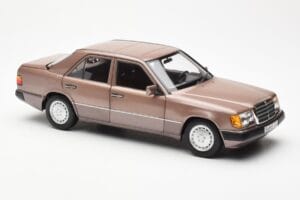 Mercedes 230E W124 Rosewood Metallic Dealer Edition Norev 1:18 B66040697 Diecast — photo 6 of 8