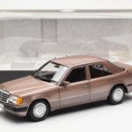Mercedes 230E W124 Rosewood Metallic Dealer Edition Norev 1:18 B66040697 - image 8 of 8