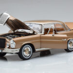 Mercedes 250 SE Coupe W111 Gold Metallic Norev 1:18 - image 2 of 7