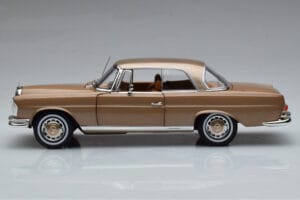 Mercedes 250 SE Coupe W111 Gold Metallic Norev 1:18 183759 Diecast — photo 4 of 7