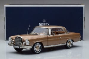 Mercedes 250 SE Coupe W111 Gold Metallic Norev 1:18 183759 Diecast — photo 7 of 7