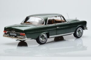 Mercedes 250 SE Coupe W111 Green Metallic Limited Edition Norev 1:18 183764 Diecast — photo 3 of 7