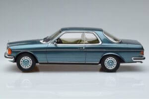 Mercedes 280 CE C123 Blue Otto 1:18 OT627 Resin — photo 3 of 6