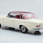 Mercedes 280 SE W108 White AUTOart 1:18 - image 7 of 8