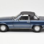 Mercedes 300 SL R107 Nautical Blue Norev 1:18 183466 - image 4 of 8
