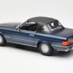 Mercedes 300 SL R107 Nautical Blue Norev 1:18 183466 - image 7 of 8