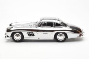 Mercedes 300 SL W198 Chrome Minichamps 1:18 B66040645 Diecast — photo 4 of 8