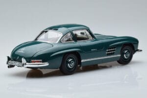 Mercedes 300 SL W198 Gullwing Green Norev 1:18 183851 Diecast — photo 3 of 7