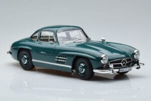 Mercedes 300 SL W198 Gullwing Green Norev 1:18 183851 Diecast — photo 5 of 7