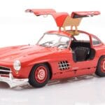 Mercedes 300 SL W198 Gullwing Red Minichamps 1:18 - image 2 of 8