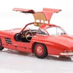 Mercedes 300 SL W198 Gullwing Red Minichamps 1:18 - image 5 of 8