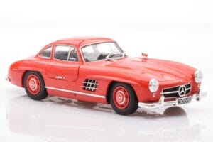 Mercedes 300 SL W198 Gullwing Red Minichamps 1:18 110037211 Diecast — photo 6 of 8