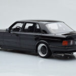 Mercedes 560 SEL AMG W126 Obsidian Black Otto 1:18 - image 5 of 6