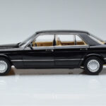Mercedes 560 SEL W126 Black Norev 1:18 - image 4 of 7