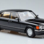 Mercedes 560 SEL W126 Black Norev 1:18 - image 5 of 7