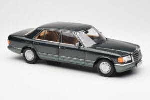 Mercedes 560 SEL W126 Night Green Metallic Dealer Edition Norev 1:18 B66040626 Diecast — photo 6 of 8