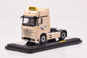 Mercedes Actros Gigaspace IAA 2012 Taxi NZG 1:50 MM0015 Diecast — photo 2 of 4