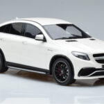 Mercedes AMG GLE 63S C292 Coupe White GT Spirit 1:18 - image 4 of 6