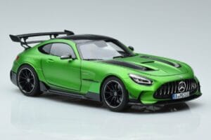 Mercedes AMG GT C190 Black Series Green Hell Magno Limited Edition Norev 1:18 183903 Diecast — photo 5 of 7