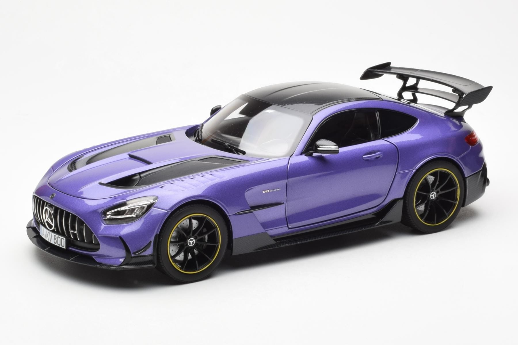 Mercedes AMG GT Black Series Purple Asia Exclusive Norev 1:18 183907 Diecast