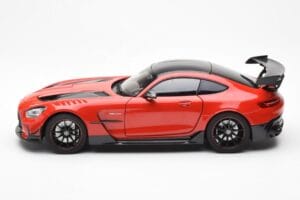Mercedes AMG GT Black Series Red Asia Exclusive Norev 1:18 183906 Diecast — photo 4 of 8