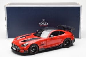 Mercedes AMG GT Black Series Red Asia Exclusive Norev 1:18 183906 Diecast — photo 8 of 8