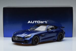Mercedes AMG GT R C190 Brilliant Blue AUTOart 1:18 76334 Diecast — photo 7 of 7