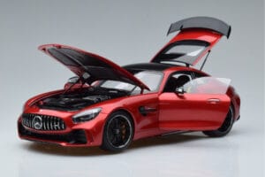 Mercedes AMG GT R C190 Cardinal Red AUTOart 1:18 76331 Diecast — photo 2 of 7