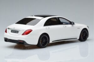 Mercedes AMG S63 W222 Diamond White GT Spirit 1:18 B66965714 Resin — photo 2 of 6