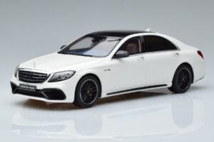 Mercedes AMG S63 W222 Diamond White GT Spirit 1:18