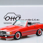 Mercedes AMG SL500 R107 Red Otto 1:18 - image 6 of 6