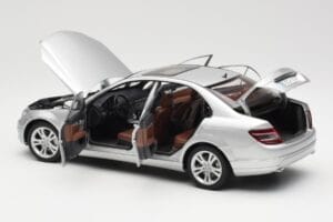 Mercedes C-Class W204 Avantgarde Silver AUTOart 1:18 B66962368 Diecast — photo 5 of 8