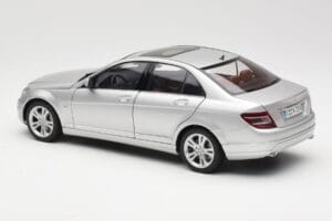 Mercedes C-Class W204 Avantgarde Silver AUTOart 1:18 B66962368 Diecast — photo 7 of 8